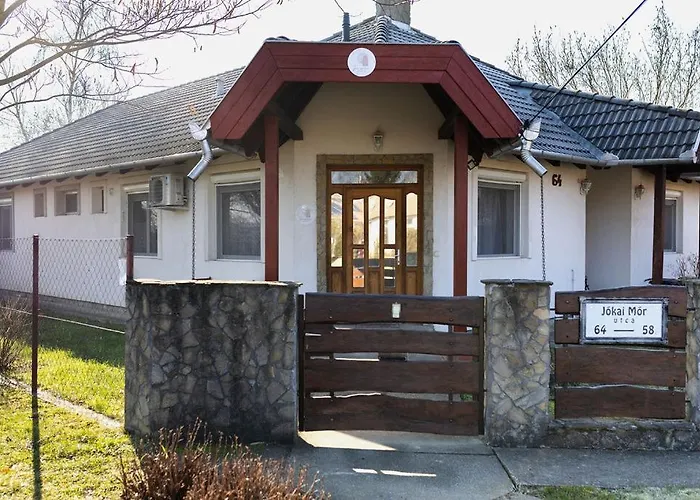 Tuekoer Apartman Martonvasar
